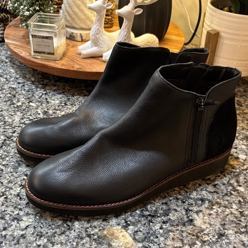 SoftWalk Black Leather Ankle Booties with Side Zip
